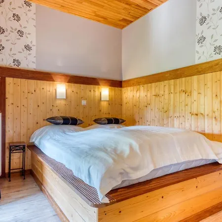 Holiday home Chateau Ferme De Laval Sainte-Ode
