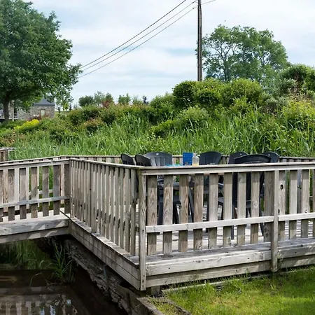 Chateau Ferme De Laval *